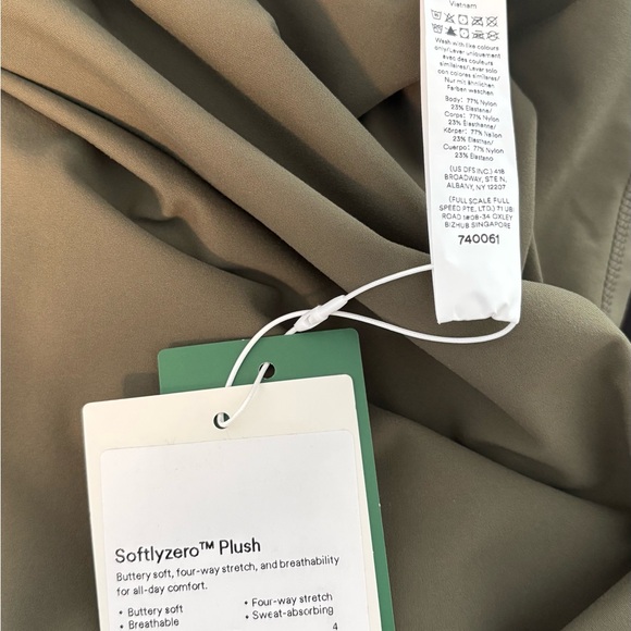 NWT Halara Athletic Dress Olive Green Built In Shorts Softlyzero Size Small - Picture 2 of 8